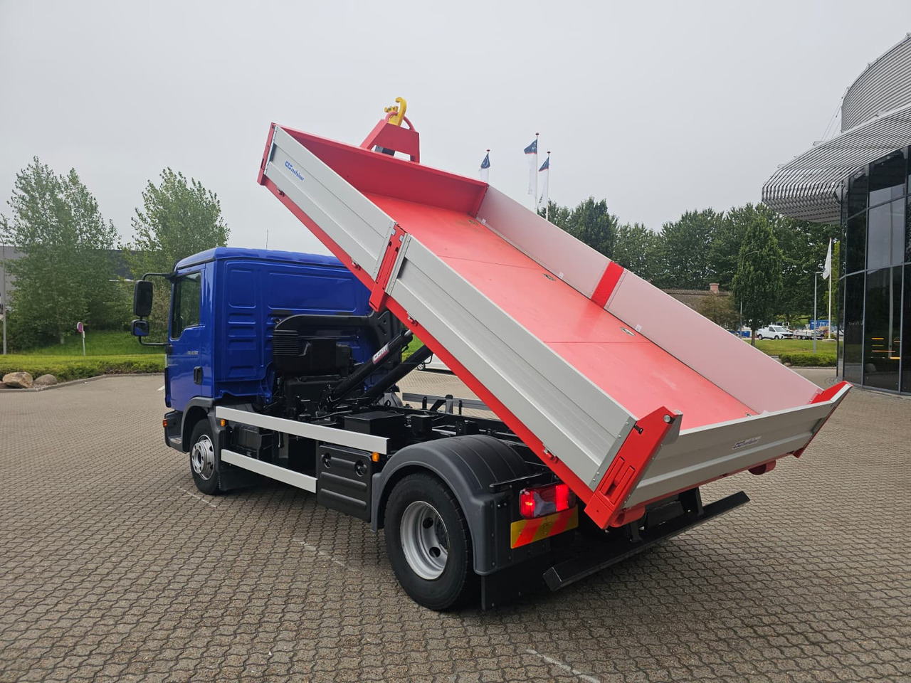 MAN TGL 12.190 BL - Multibasculante camión: foto 3 MAN TGL 12.190 BL - Multibasculante camión: foto 3