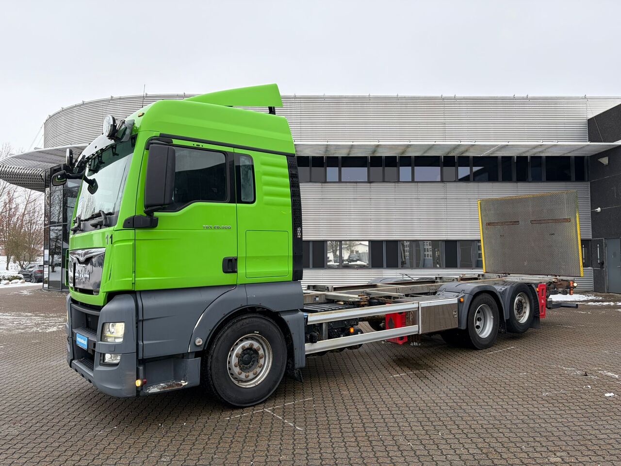 MAN TGX 26.500 6X2-2 LL - Chasis camión: foto 1 MAN TGX 26.500 6X2-2 LL - Chasis camión: foto 1