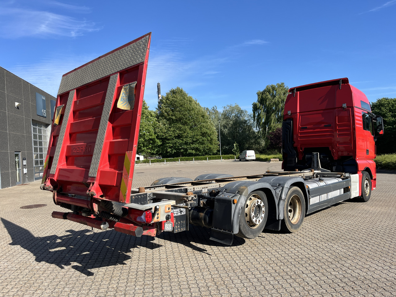 MAN TGX 26.500 6x2 - Portacontenedore/ Intercambiable camión: foto 4 MAN TGX 26.500 6x2 - Portacontenedore/ Intercambiable camión: foto 4