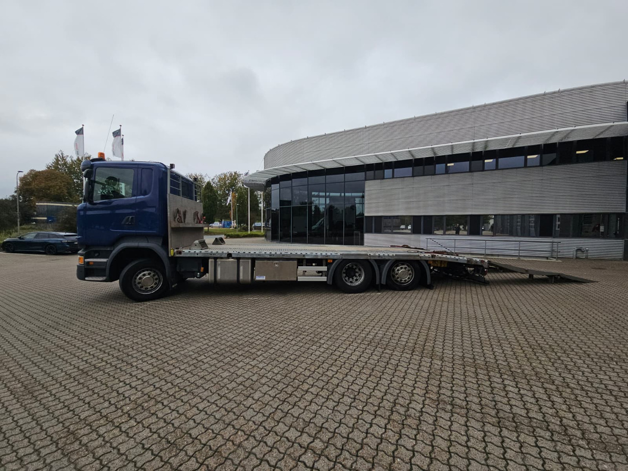 Scania Scania R450 6X2-4 - Portavehículos camión: foto 2 Scania Scania R450 6X2-4 - Portavehículos camión: foto 2