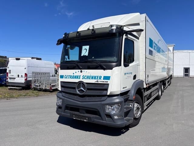 Mercedes-Benz Actros 5 mit Schwenwandkoffer und Ladebordwand - Transporte de bebidas camión: foto 3 Mercedes-Benz Actros 5 mit Schwenwandkoffer und Ladebordwand - Transporte de bebidas camión: foto 3