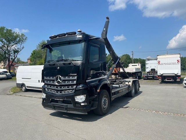 Mercedes-Benz Arocs 5 2651 HD Mit Meiller Abrollkipper - Multibasculante camión: foto 3 Mercedes-Benz Arocs 5 2651 HD Mit Meiller Abrollkipper - Multibasculante camión: foto 3