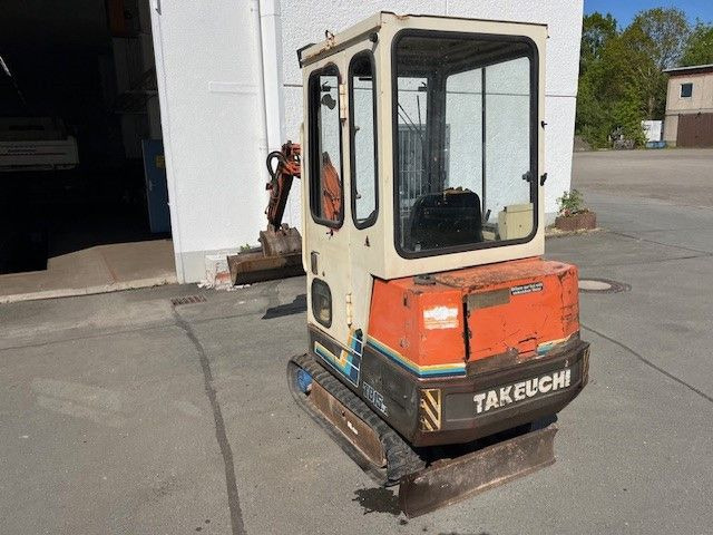 Takeuchi T B 15 A - Miniexcavadora: foto 4 Takeuchi T B 15 A - Miniexcavadora: foto 4