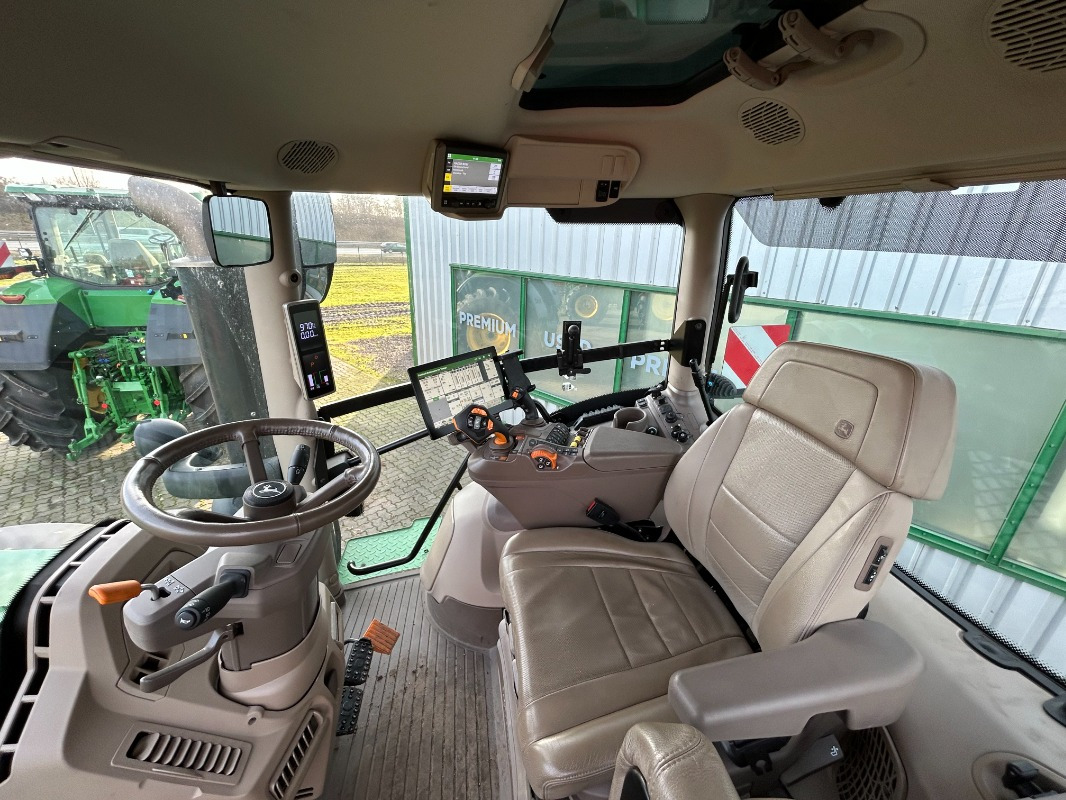 John Deere 6R 250 - Tractor: foto 3 John Deere 6R 250 - Tractor: foto 3