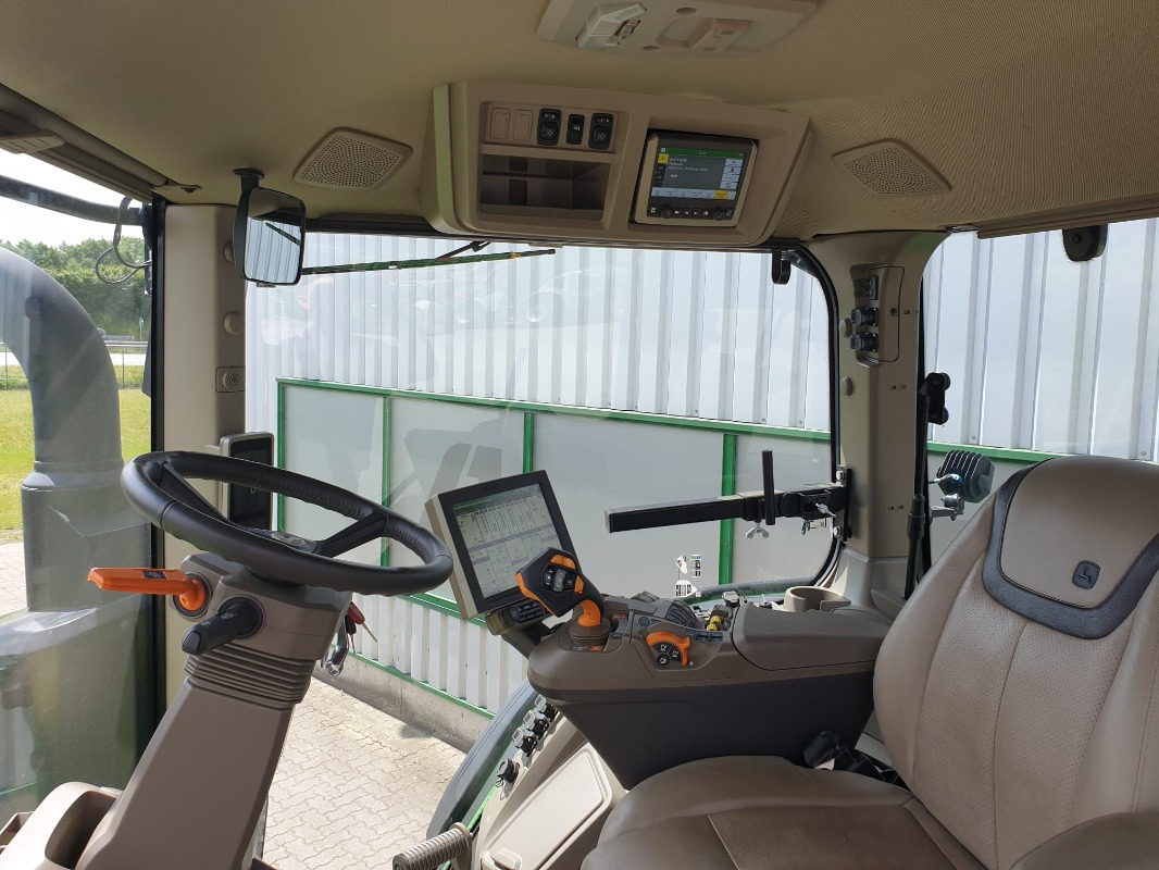 John Deere 7R 330 **MIETRÜCKLÄUFER** - Tractor: foto 4 John Deere 7R 330 **MIETRÜCKLÄUFER** - Tractor: foto 4