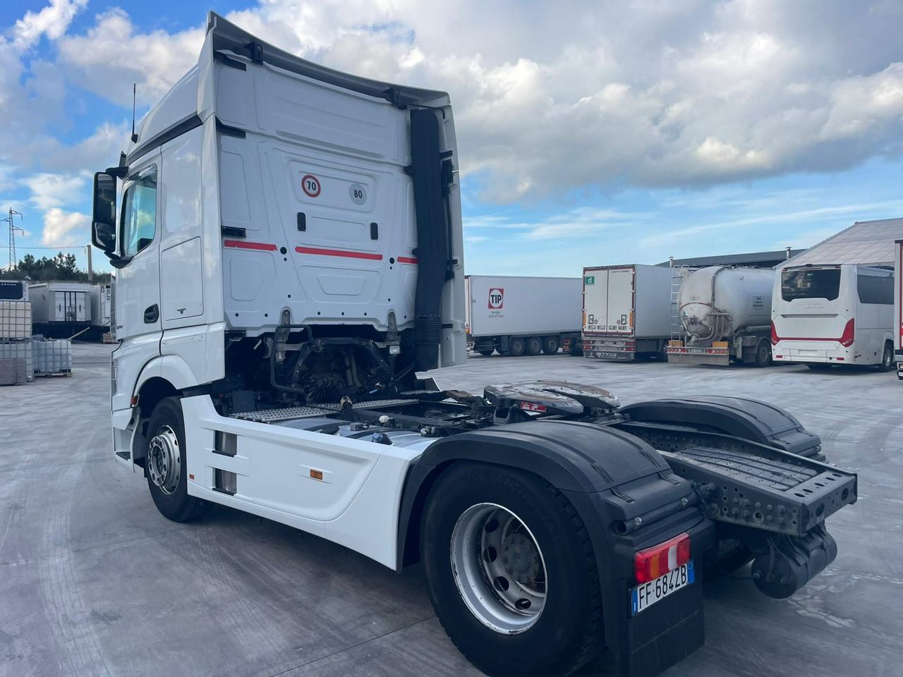 MERCEDES-BENZ ACTROS 18.48 - Cabeza tractora: foto 3 MERCEDES-BENZ ACTROS 18.48 - Cabeza tractora: foto 3