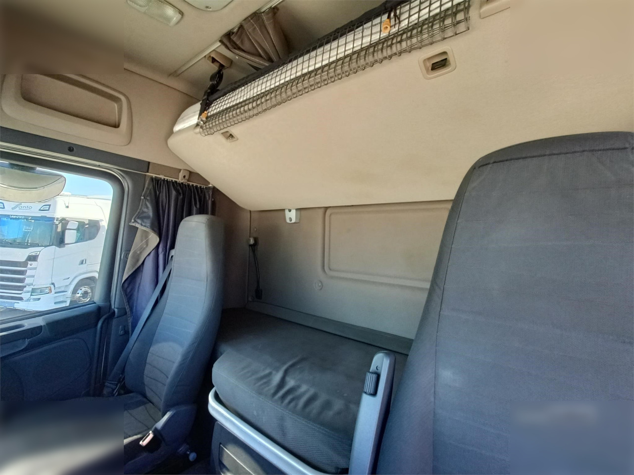 SCANIA R490 - Cabeza tractora: foto 5 SCANIA R490 - Cabeza tractora: foto 5