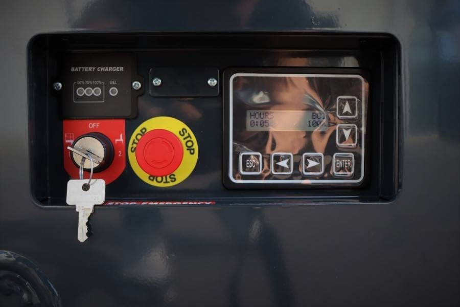 Bravi LUI HD WD Leonardo New, Electric, 4.90m Working He - Plataforma articulada: foto 4 Bravi LUI HD WD Leonardo New, Electric, 4.90m Working He - Plataforma articulada: foto 4