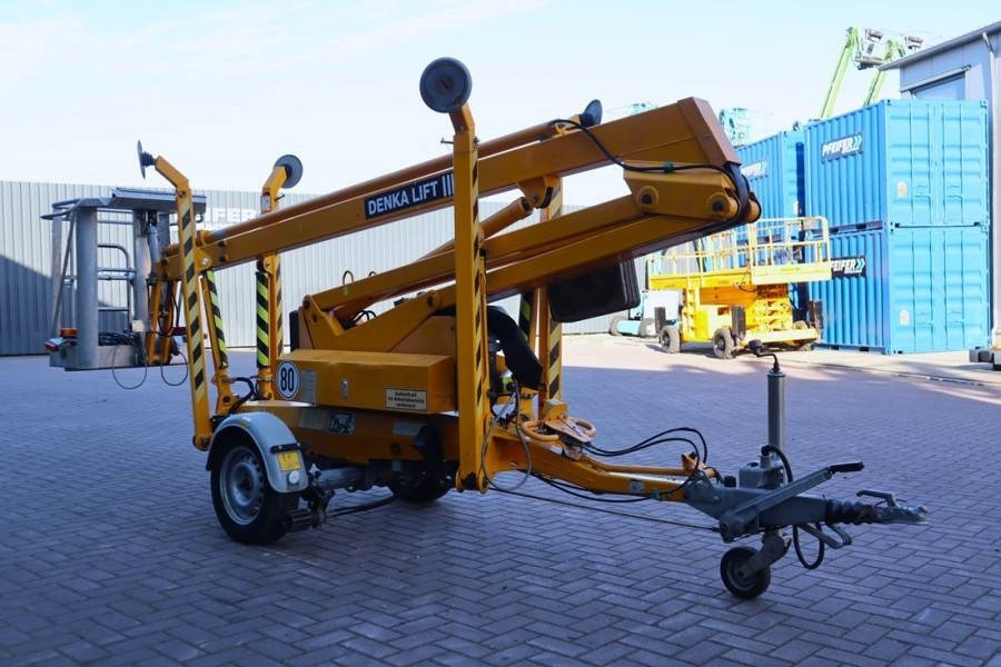 Denka-Lift JR12 Electric, 12m Working Height, 6.7m Reach, 120 - Plataforma elevadora remolcable: foto 2 Denka-Lift JR12 Electric, 12m Working Height, 6.7m Reach, 120 - Plataforma elevadora remolcable: foto 2