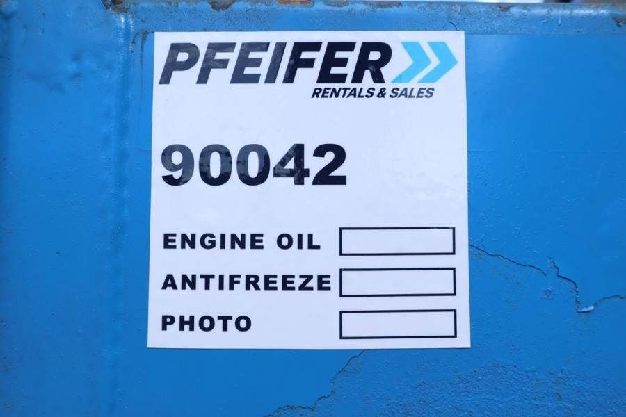 Plataforma de tijeras Genie GS4047 Electric, 14m Working Height, 350kg Capacit: foto 13 Plataforma de tijeras Genie GS4047 Electric, 14m Working Height, 350kg Capacit: foto 13
