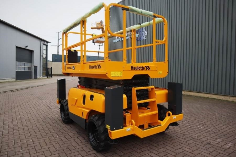 Haulotte Compact 12DX Valid Inspection, *Guarantee! Diesel, - Plataforma de tijeras: foto 3 Haulotte Compact 12DX Valid Inspection, *Guarantee! Diesel, - Plataforma de tijeras: foto 3