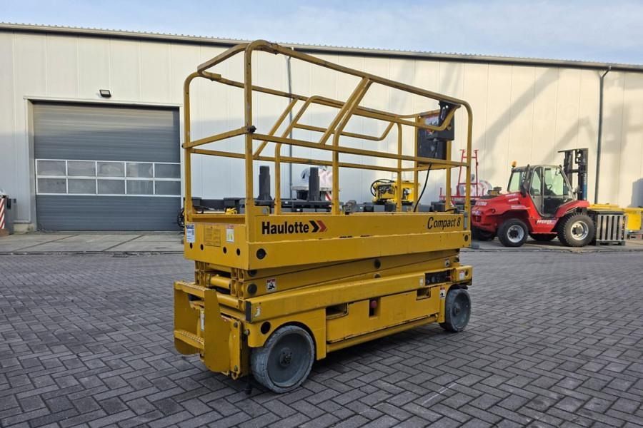 Haulotte Compact 8 As-Is, Electric, 8.2m Working Height, 35 - Plataforma de tijeras: foto 2 Haulotte Compact 8 As-Is, Electric, 8.2m Working Height, 35 - Plataforma de tijeras: foto 2