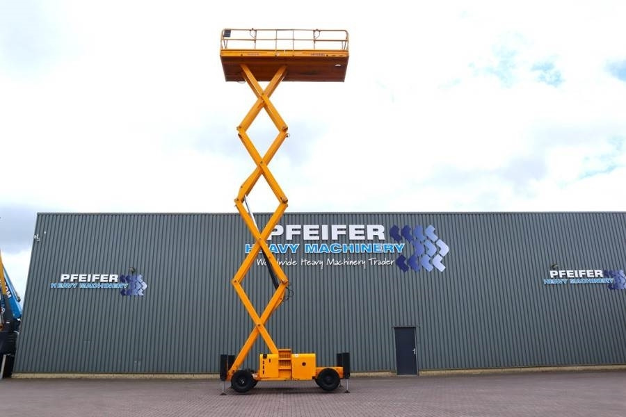 Haulotte H15SXL Diesel, 4x4 Drive, 15m Working Height, 500k - Plataforma de tijeras: foto 3 Haulotte H15SXL Diesel, 4x4 Drive, 15m Working Height, 500k - Plataforma de tijeras: foto 3