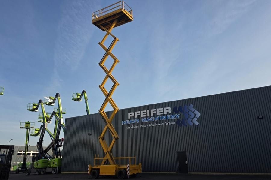 Holland Lift Combistar B-195DL25 4WD/P/N Diesel, 21.5m Working - Plataforma de tijeras: foto 3 Holland Lift Combistar B-195DL25 4WD/P/N Diesel, 21.5m Working - Plataforma de tijeras: foto 3