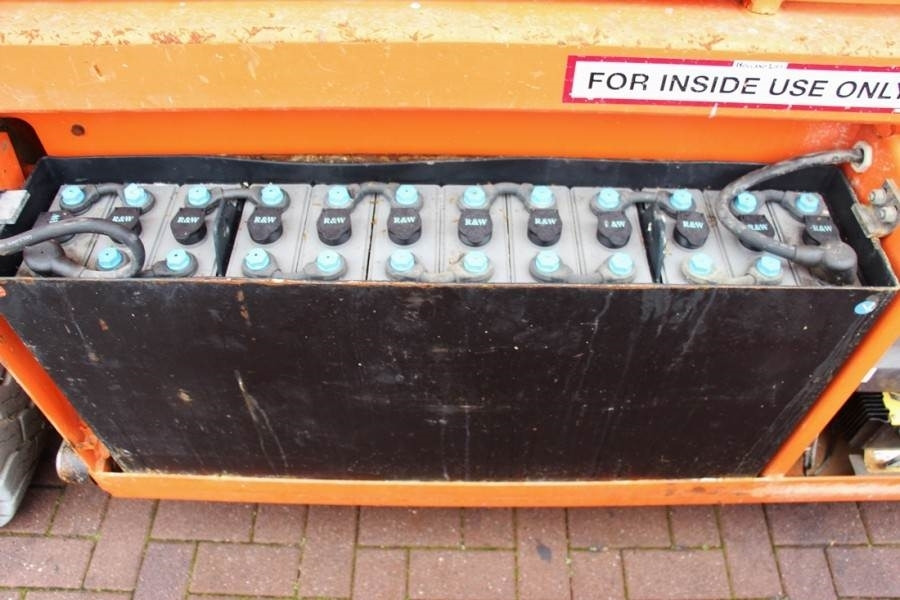 Holland Lift Combistar N-140EL12 Valid inspection, - Plataforma de tijeras: foto 3 Holland Lift Combistar N-140EL12 Valid inspection, - Plataforma de tijeras: foto 3