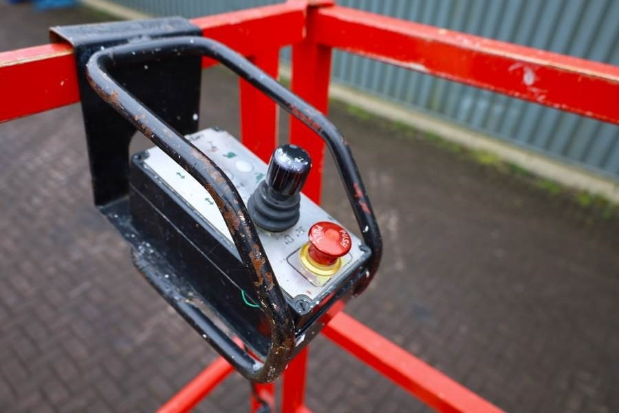Holland Lift Ecostar HL-7810 Electric, 10m Working Height, 450k - Plataforma de tijeras: foto 4 Holland Lift Ecostar HL-7810 Electric, 10m Working Height, 450k - Plataforma de tijeras: foto 4