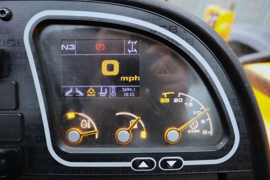 JCB 540-140 HI VIZ Diesel Stage V, 4x4x4 Drive, 13.8m  - Manipulador telescópico: foto 5 JCB 540-140 HI VIZ Diesel Stage V, 4x4x4 Drive, 13.8m  - Manipulador telescópico: foto 5
