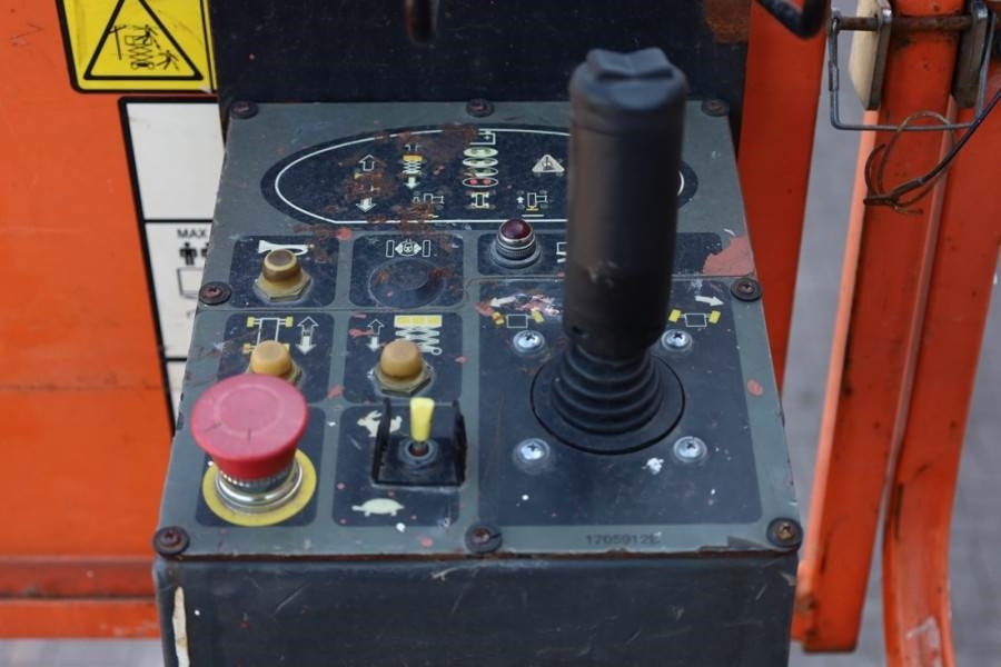 JLG 3369LE Electric, 12m Working Height, 450kg Capacit - Plataforma de tijeras: foto 4 JLG 3369LE Electric, 12m Working Height, 450kg Capacit - Plataforma de tijeras: foto 4