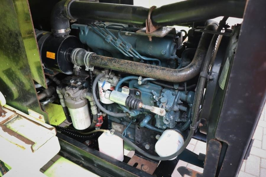 MEC 3392RT-T Diesel, 4x4 Drive, 12m Working Height, 12 - Plataforma de tijeras: foto 3 MEC 3392RT-T Diesel, 4x4 Drive, 12m Working Height, 12 - Plataforma de tijeras: foto 3