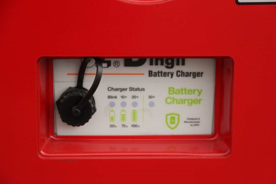 Plataforma de tijeras Magni ES1012E Electric, 10m Working Height, 450kg Capaci: foto 10