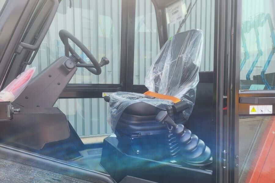 Manitou M30-4 D ST5 S1 EU Diesel, 4x4 Drive, 3t Capacity, - Carretilla todo terreno: foto 4 Manitou M30-4 D ST5 S1 EU Diesel, 4x4 Drive, 3t Capacity, - Carretilla todo terreno: foto 4