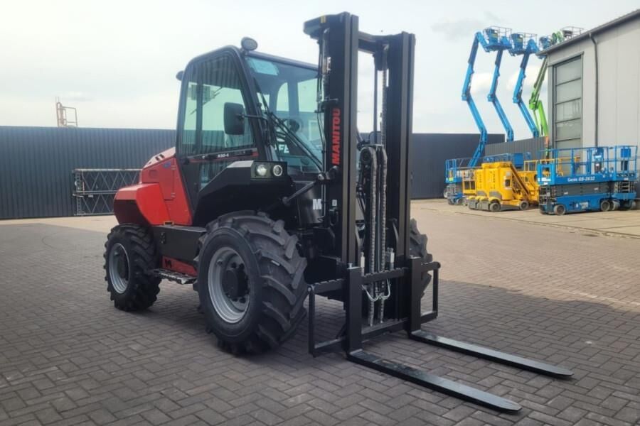 Manitou M30-4 D ST5 S1 EU Diesel, 4x4 Drive, 3t Capacity, - Carretilla todo terreno: foto 3 Manitou M30-4 D ST5 S1 EU Diesel, 4x4 Drive, 3t Capacity, - Carretilla todo terreno: foto 3