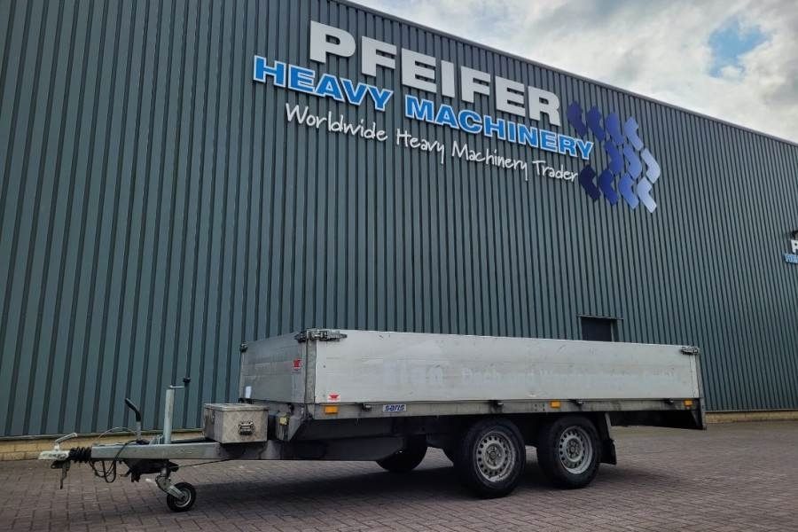 Saris PL1827 2 Axel Trailer - Remolque de coche: foto 1 Saris PL1827 2 Axel Trailer - Remolque de coche: foto 1