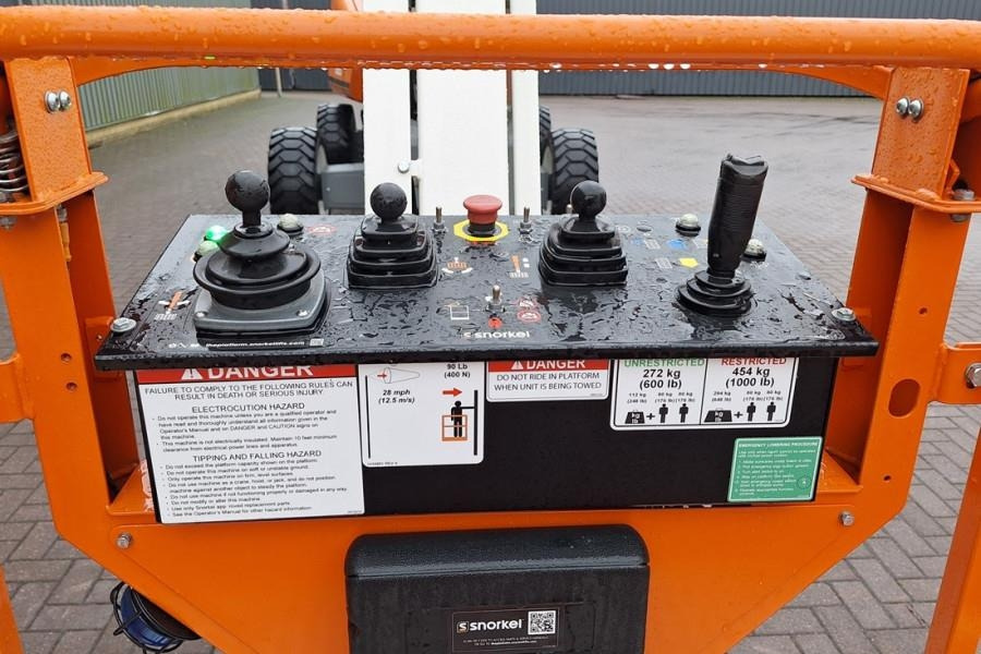 Snorkel 660SJ Valid Inspection, *Guarantee! CE, Diesel, 4x - Plataforma telescopica: foto 4 Snorkel 660SJ Valid Inspection, *Guarantee! CE, Diesel, 4x - Plataforma telescopica: foto 4