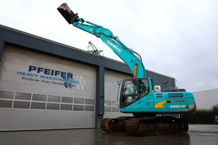 Sunward SWE215F CE certification, Diesel, Digging depth: 6 - Excavadora de cadenas: foto 3 Sunward SWE215F CE certification, Diesel, Digging depth: 6 - Excavadora de cadenas: foto 3