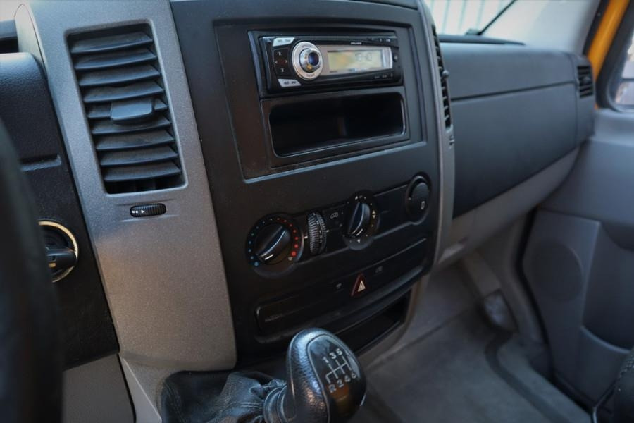 Camión con plataforma elevadora Teupen EURO B16T As-Is, Driving Licence B/3, Diesel, 16m: foto 11 Camión con plataforma elevadora Teupen EURO B16T As-Is, Driving Licence B/3, Diesel, 16m: foto 11