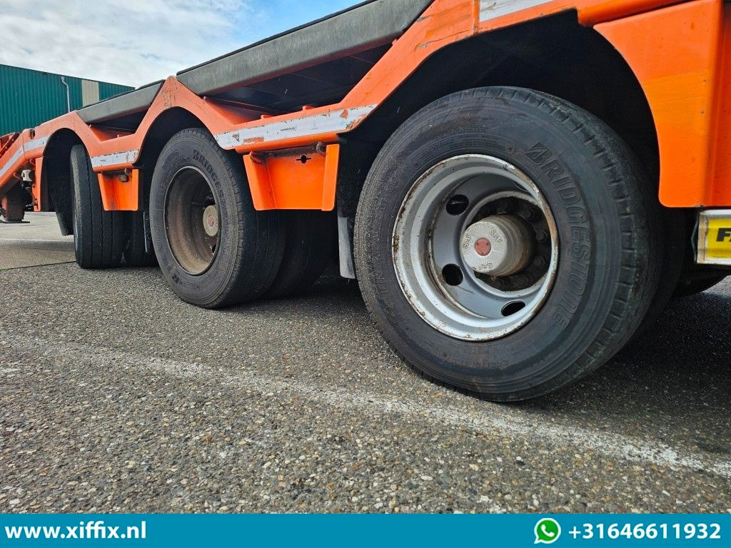 Faymonville 3-ass. Vlakke uitschuifbare Mega oplegger / Uitklapbare laadvloer klep / Naloop gestuurd - Semirremolque plataforma/ Caja abierta: foto 5 Faymonville 3-ass. Vlakke uitschuifbare Mega oplegger / Uitklapbare laadvloer klep / Naloop gestuurd - Semirremolque plataforma/ Caja abierta: foto 5