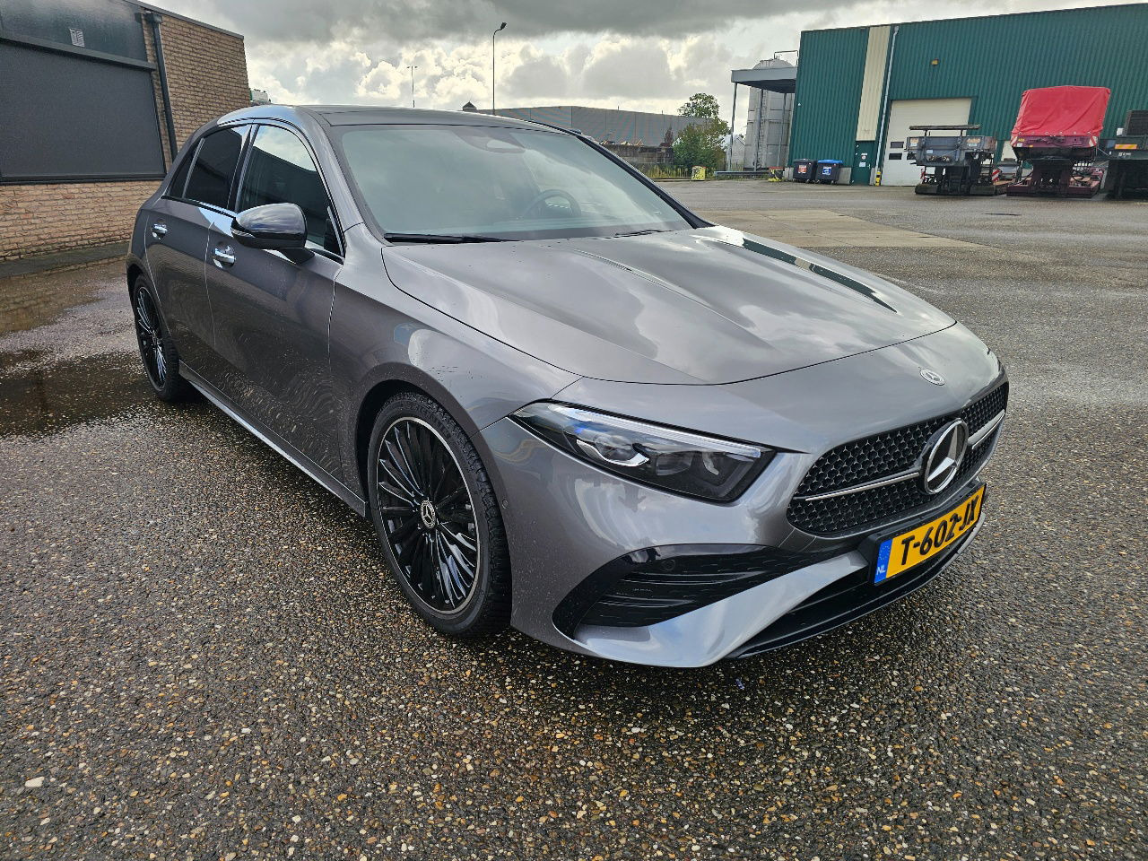 Mercedes-Benz A-klasse A 180 AMG Line 136pk 2023 - Hatchback: foto 1 Mercedes-Benz A-klasse A 180 AMG Line 136pk 2023 - Hatchback: foto 1