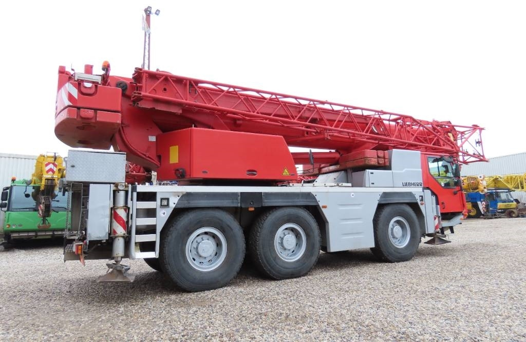 Liebherr LTM 1055-3.2 - Grúa todo terreno: foto 3 Liebherr LTM 1055-3.2 - Grúa todo terreno: foto 3