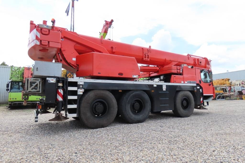Liebherr LTM 1055-3.2 - Grúa todo terreno: foto 3 Liebherr LTM 1055-3.2 - Grúa todo terreno: foto 3