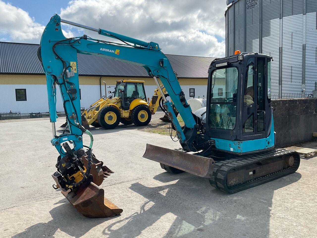 Airman/Hitachi AX50U-4 - Excavadora: foto 1 Airman/Hitachi AX50U-4 - Excavadora: foto 1