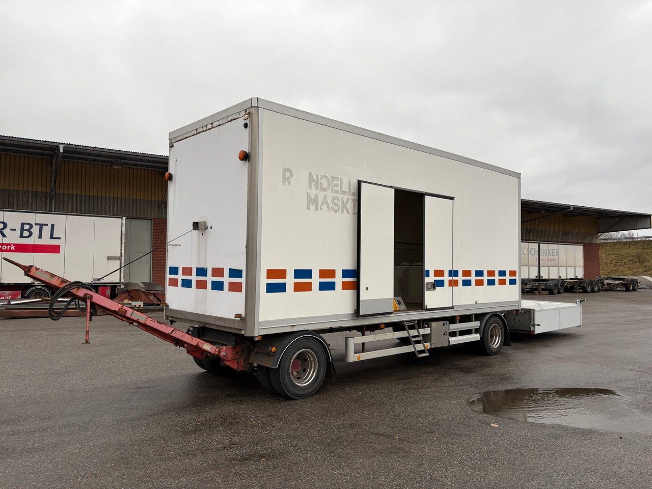 Berlex - Caja cerrada remolque: foto 1 Berlex - Caja cerrada remolque: foto 1