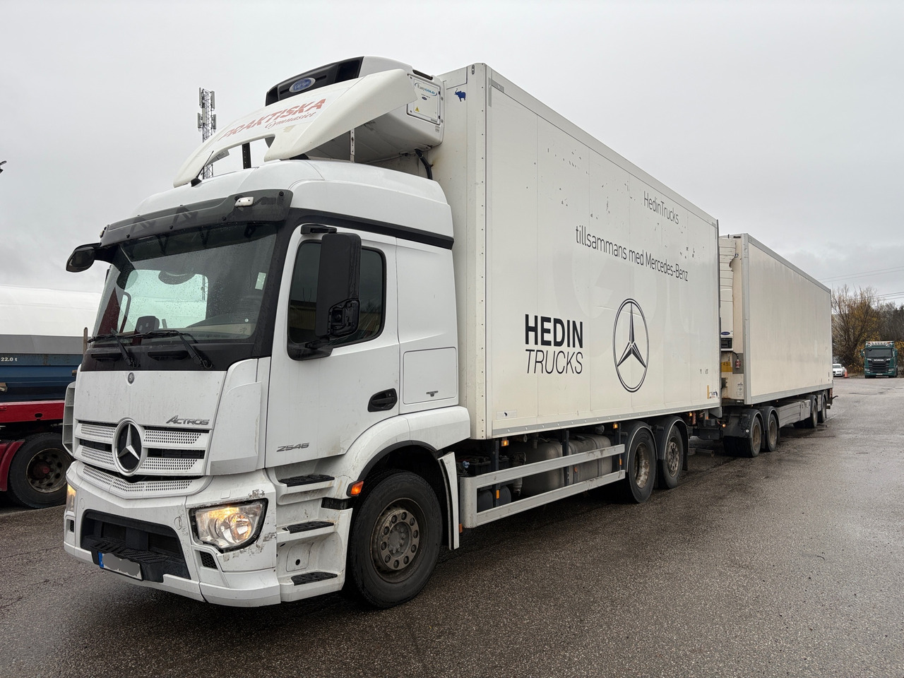 Mercedes-Benz Actros - Camión: foto 1 Mercedes-Benz Actros - Camión: foto 1