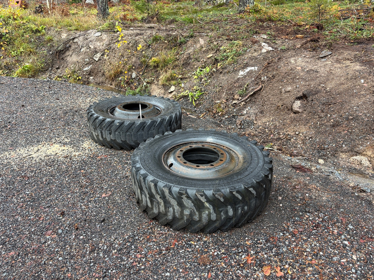 Cavator 325/80R22.5 - Neumático para Maquinaria de construcción: foto 1 Cavator 325/80R22.5 - Neumático para Maquinaria de construcción: foto 1