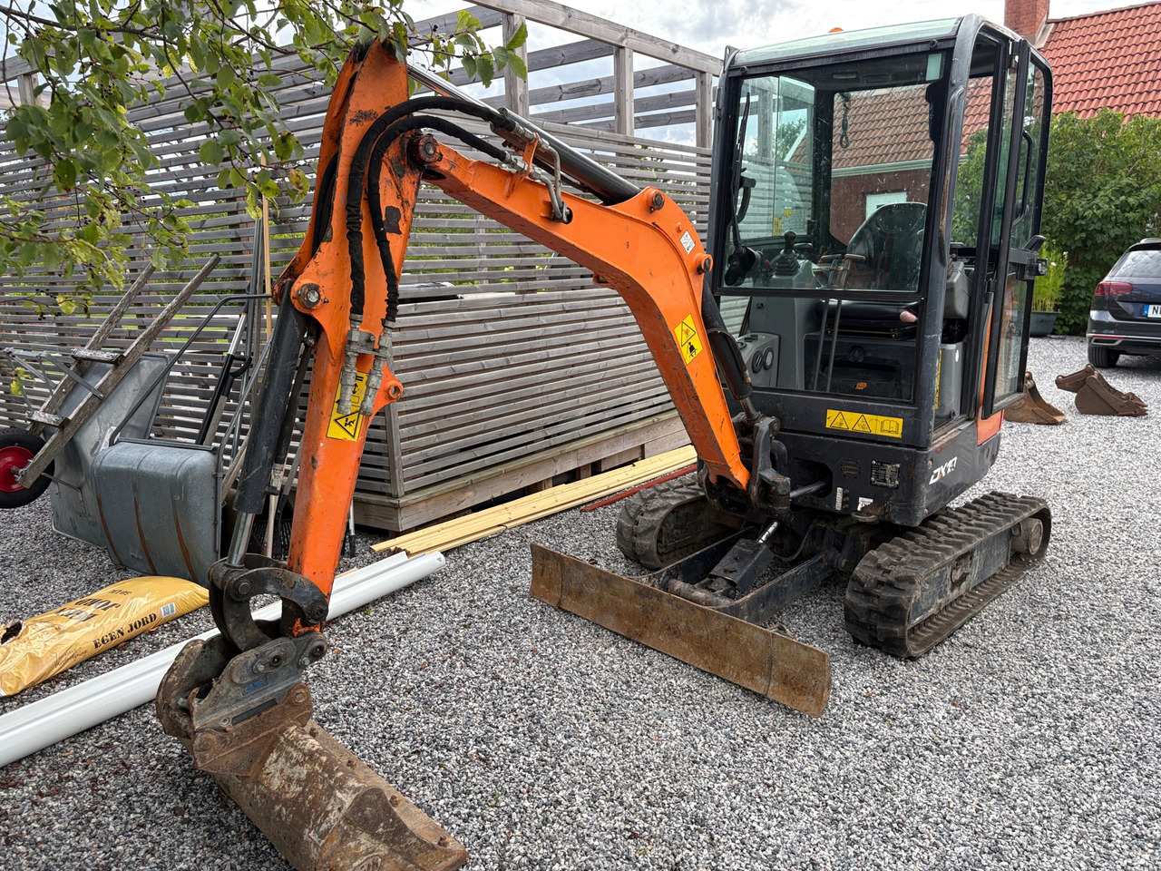 Doosan DX19 - Excavadora: foto 1 Doosan DX19 - Excavadora: foto 1