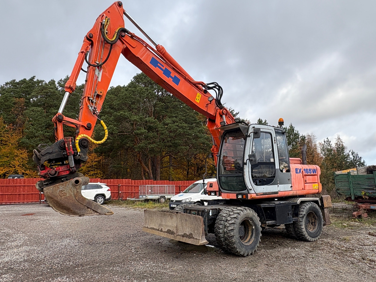 Fiat- Hitachi EX 165W - Excavadora: foto 1 Fiat- Hitachi EX 165W - Excavadora: foto 1