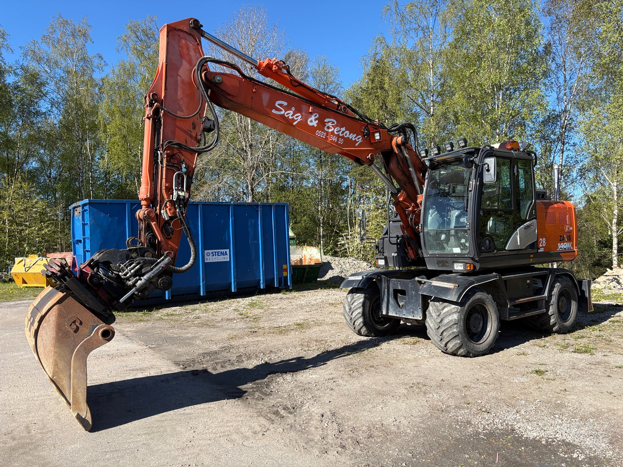 Hitachi ZX 140W-6 - Excavadora: foto 1 Hitachi ZX 140W-6 - Excavadora: foto 1