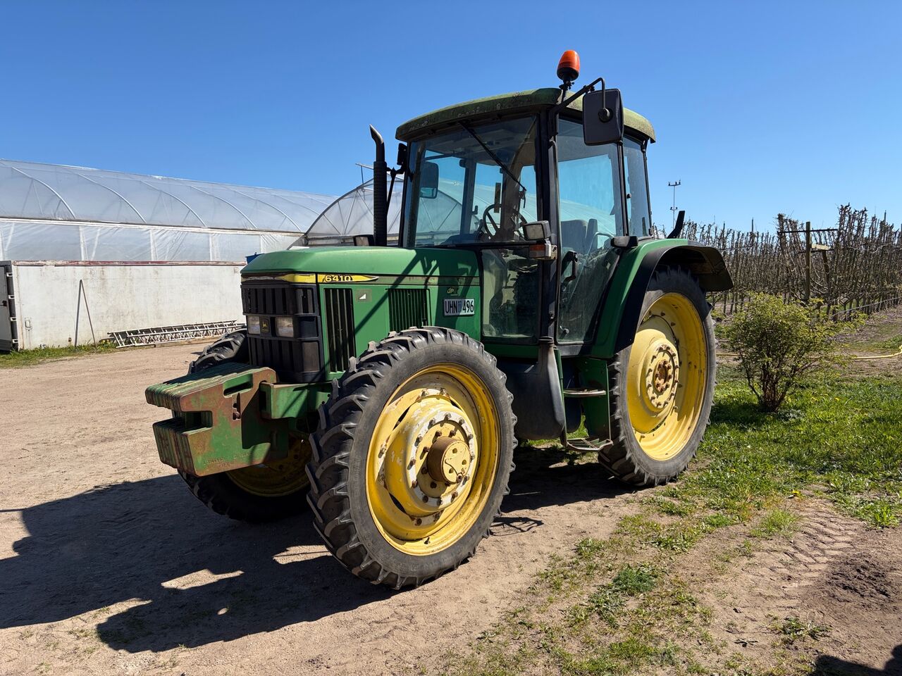 John Deere 6410 - Tractor: foto 1 John Deere 6410 - Tractor: foto 1