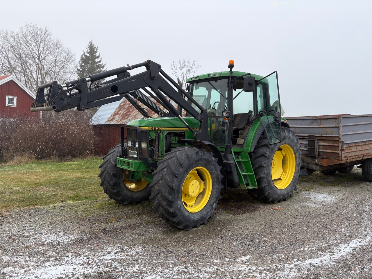 John Deere 6900 - Tractor: foto 1 John Deere 6900 - Tractor: foto 1