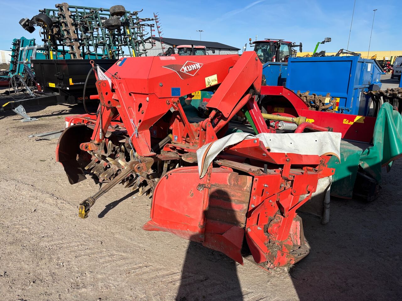 Kuhn FC313F-FF - Desbrozadora de martillos/ Trituradora: foto 1 Kuhn FC313F-FF - Desbrozadora de martillos/ Trituradora: foto 1