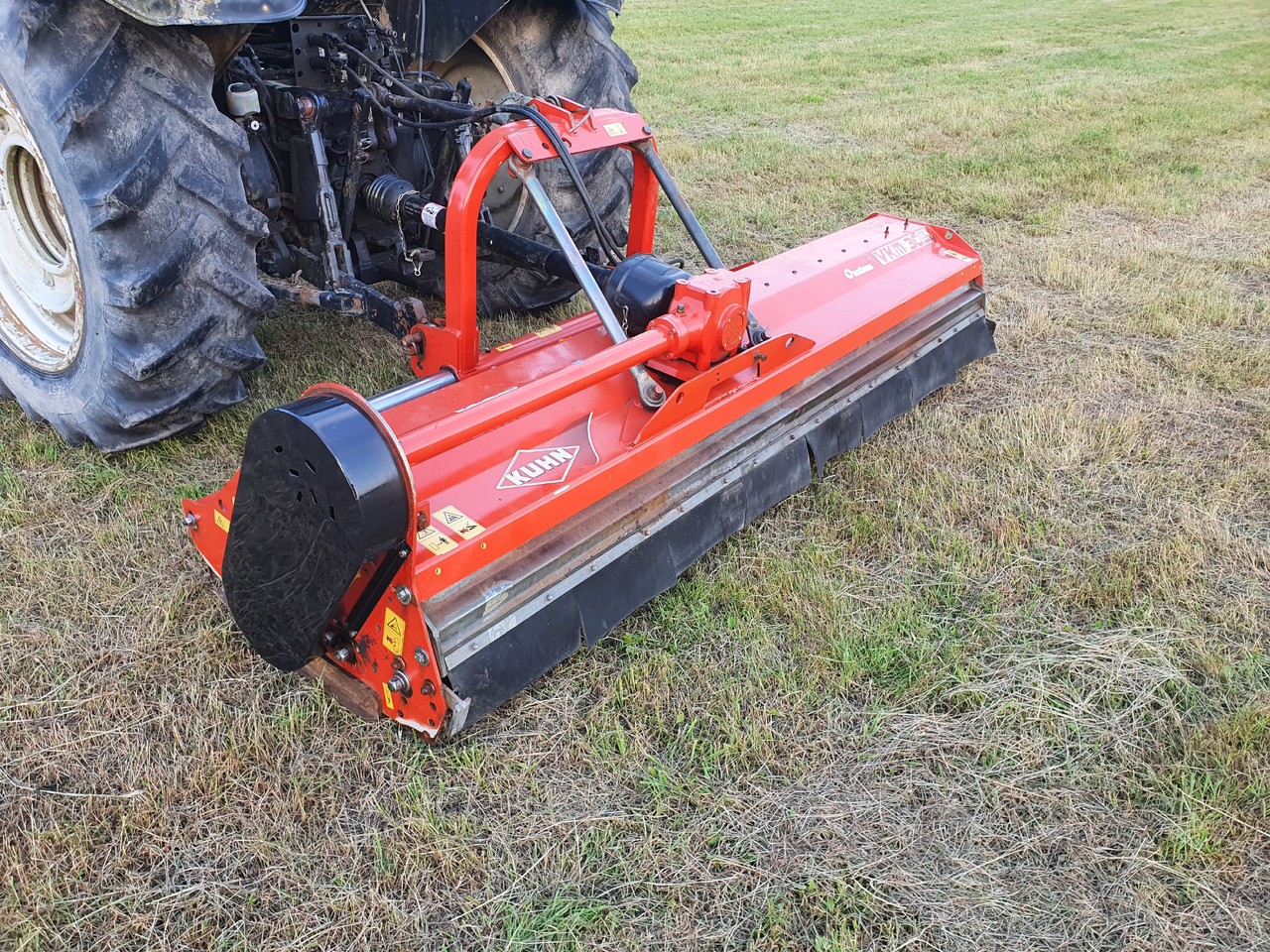 Kuhn VKM 305 - Desbrozadora de martillos/ Trituradora: foto 1 Kuhn VKM 305 - Desbrozadora de martillos/ Trituradora: foto 1