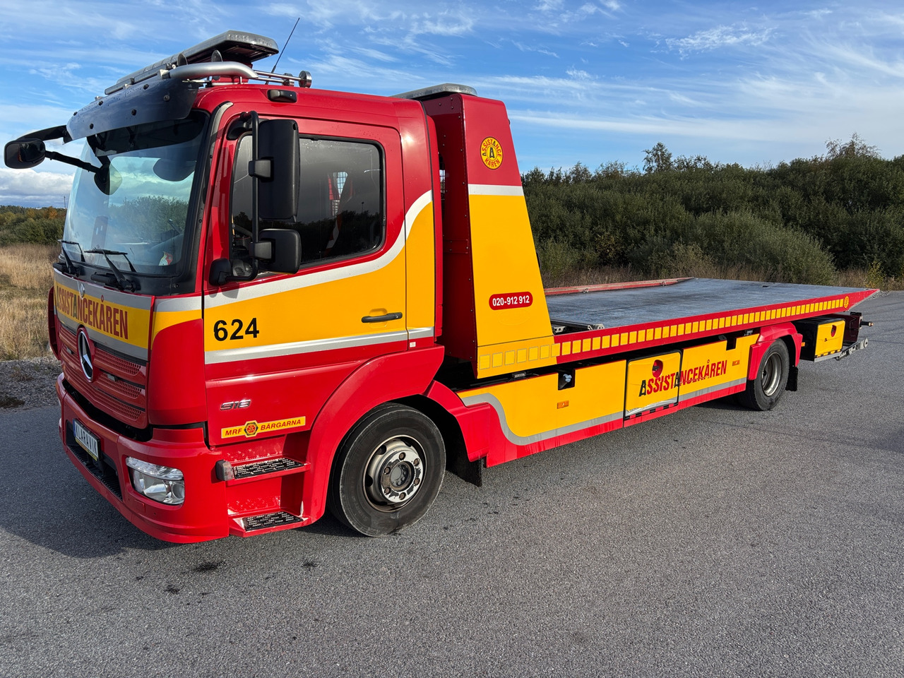 Mercedes-Benz Atego 918 - Grua de remolque autos: foto 1 Mercedes-Benz Atego 918 - Grua de remolque autos: foto 1
