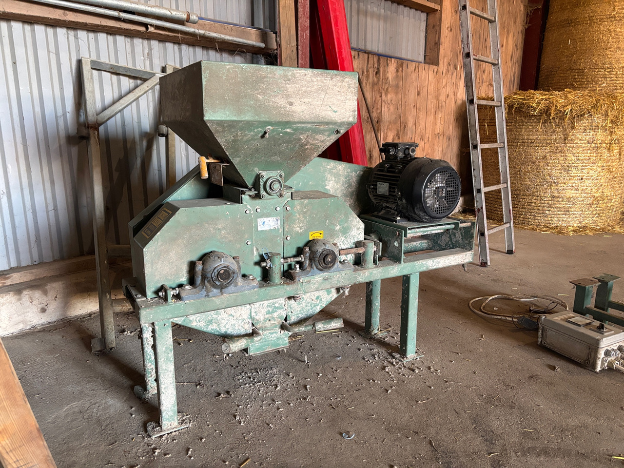 Mortensens 150SH - Maquinaria ganadera: foto 1 Mortensens 150SH - Maquinaria ganadera: foto 1