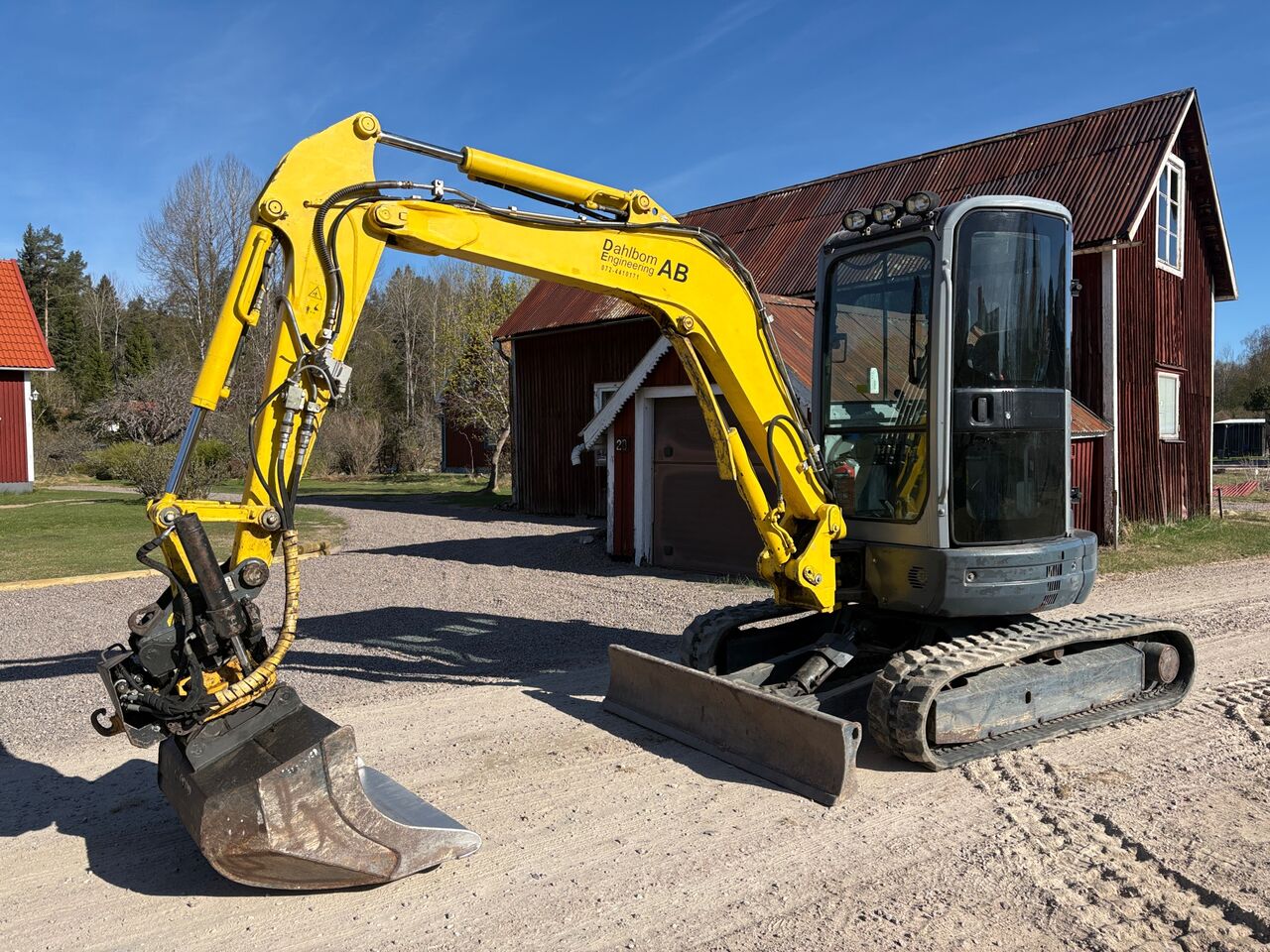 New Holland E 35 2 C - Excavadora: foto 1 New Holland E 35 2 C - Excavadora: foto 1