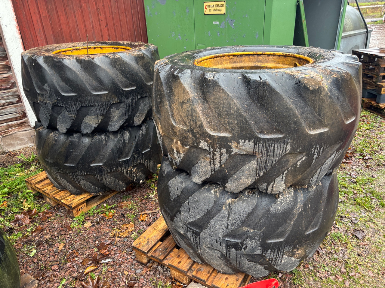 Nokia TRS LS-2 - Neumático para Maquinaria de construcción: foto 1 Nokia TRS LS-2 - Neumático para Maquinaria de construcción: foto 1