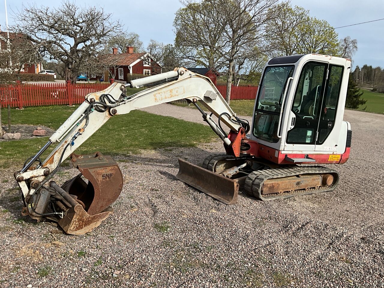 Takeuchi Take-job TB135 - Excavadora: foto 1 Takeuchi Take-job TB135 - Excavadora: foto 1